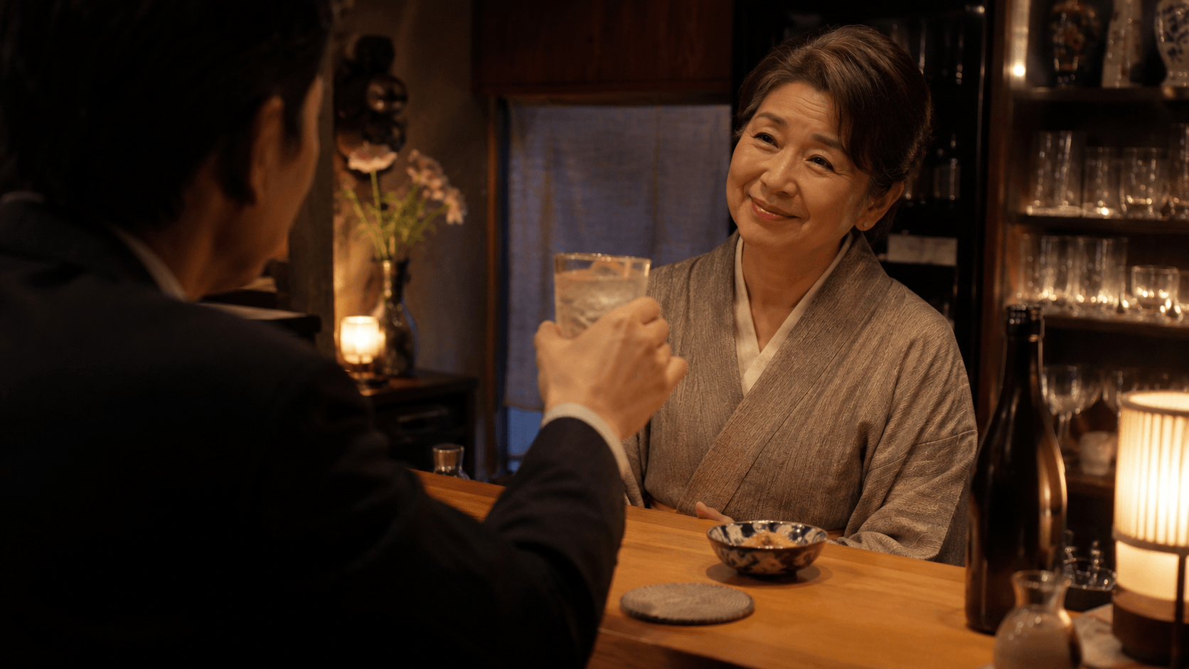 無理なく一杯を差し出したくなるスナックのカウンターイメージ